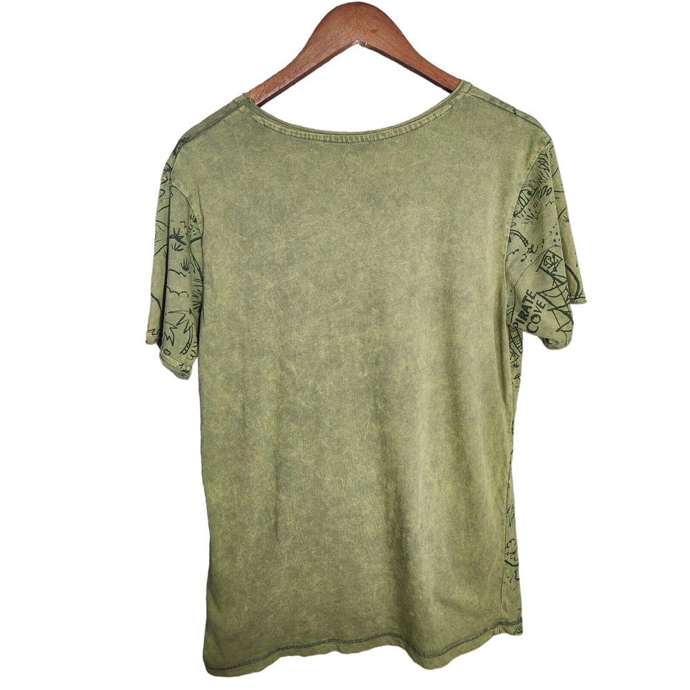 Disney Neverland Map T Shirt Adult Size Large - Picture 2 of 3
